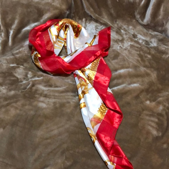 Eye catching scarf - Picture 4 of 8